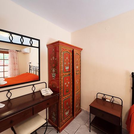 Villa Eleni Seaside Apartments 플라타니아스 외부 사진