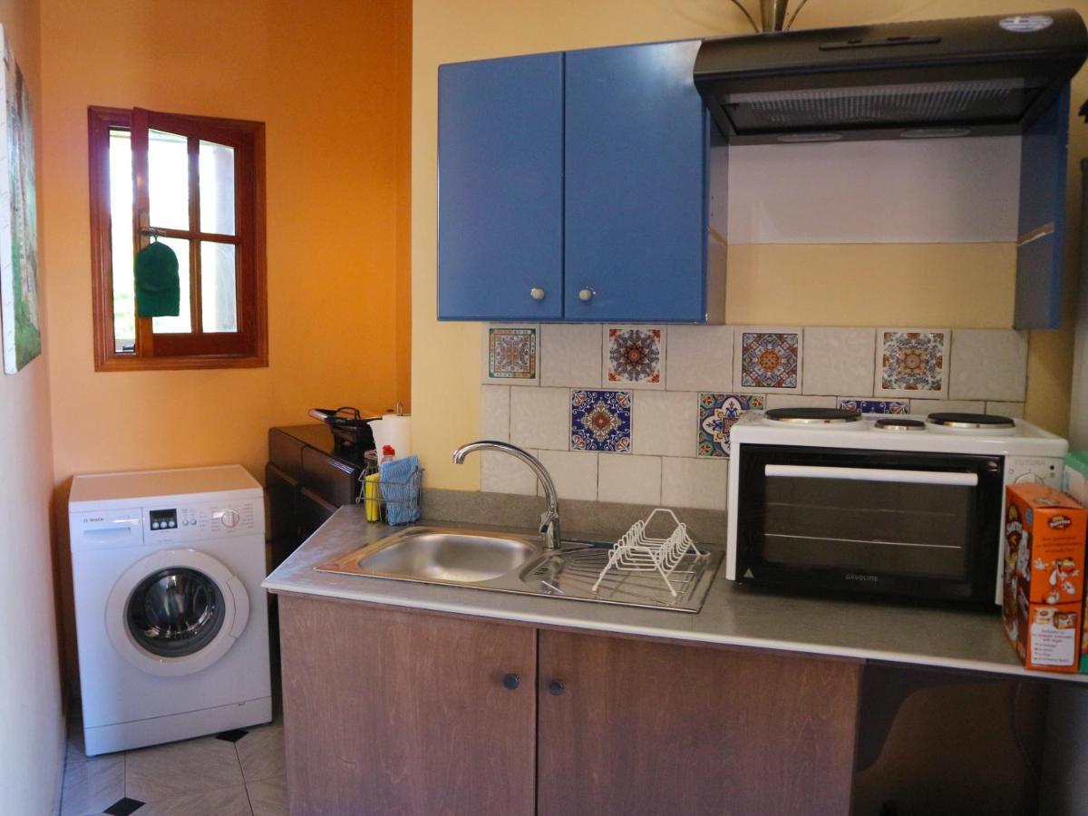 Villa Eleni Seaside Apartments 플라타니아스 외부 사진